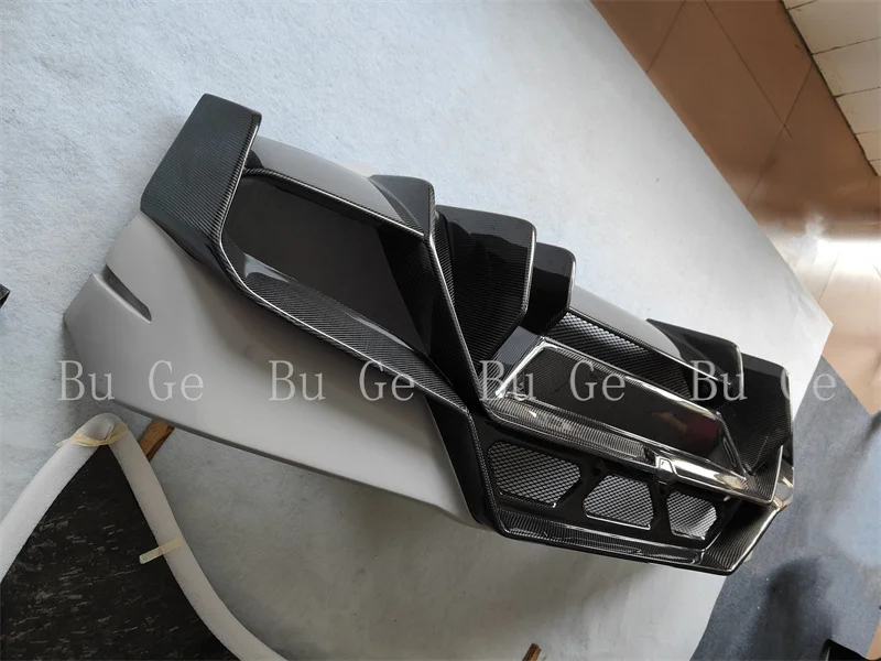 Used for the 2014-2018 Lamborghini Huracan LP610 LP580 Rear Bumper Body Kit V-style Semi Carbon Fiber
Used for the 2014-2018 Lamborghini Huracan LP610 LP580 Rear Bumper Body Kit V-style Semi Carbon Fiber