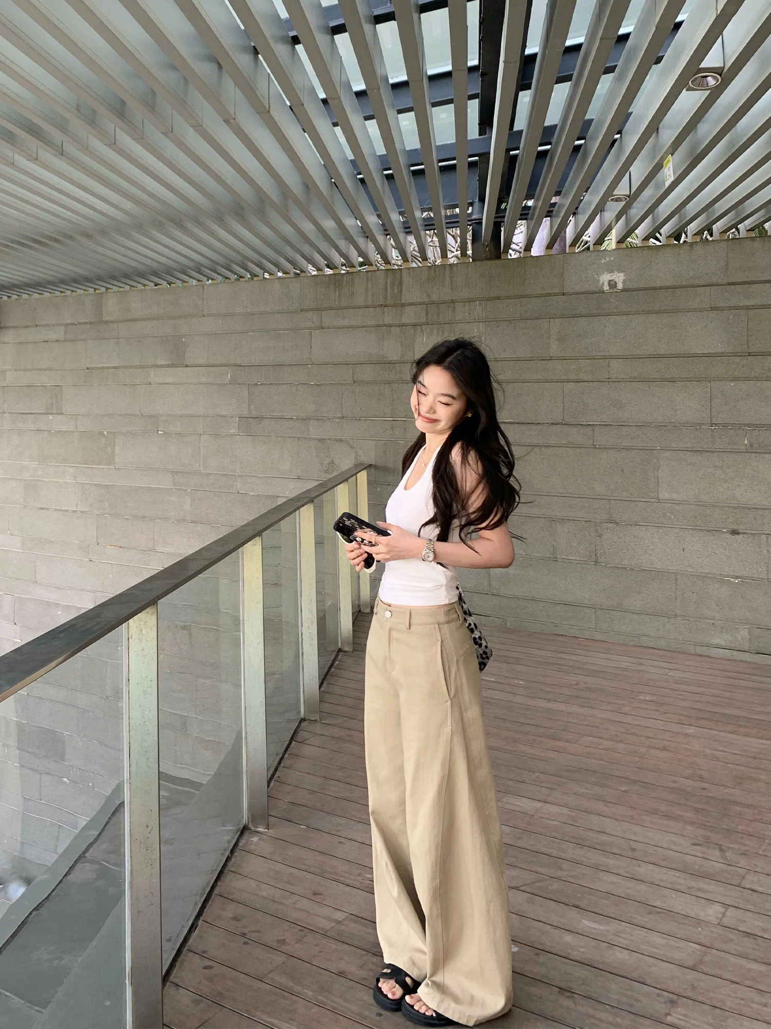 Pusumede Low Waist Wide Leg Pants Women's Loose Fit Cotton Casual Trousers Draped Sensation Floor Length Casual Pants
Pusumede Low Waist Wide Leg Pants Women's Loose Fit Cotton Casual Trousers Draped Sensation Floor Length Casual Pants