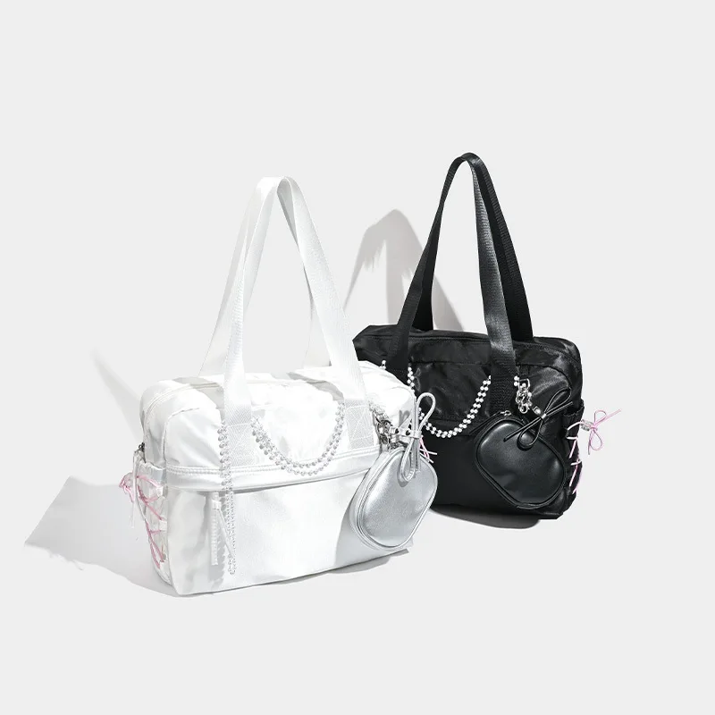 Korean Niche Large Capacity Outdoor Casual Versatile Bag Student Class Commuting Tote Single Shoulder Bag
Korean Niche Large Capacity Outdoor Casual Versatile Bag Student Class Commuting Tote Single Shoulder Bag
