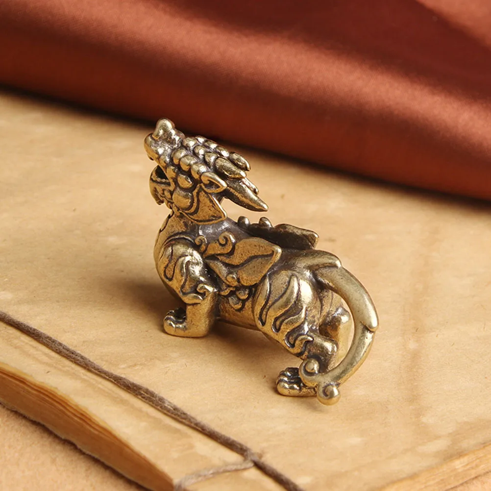 2 Pcs Ornaments 35g Brass Retro Desktop Car Decor Animal Sculpture Kylin Statue Craft Decorations
2 Pcs Ornaments 35g Brass Retro Desktop Car Decor Animal Sculpture Kylin Statue Craft Decorations