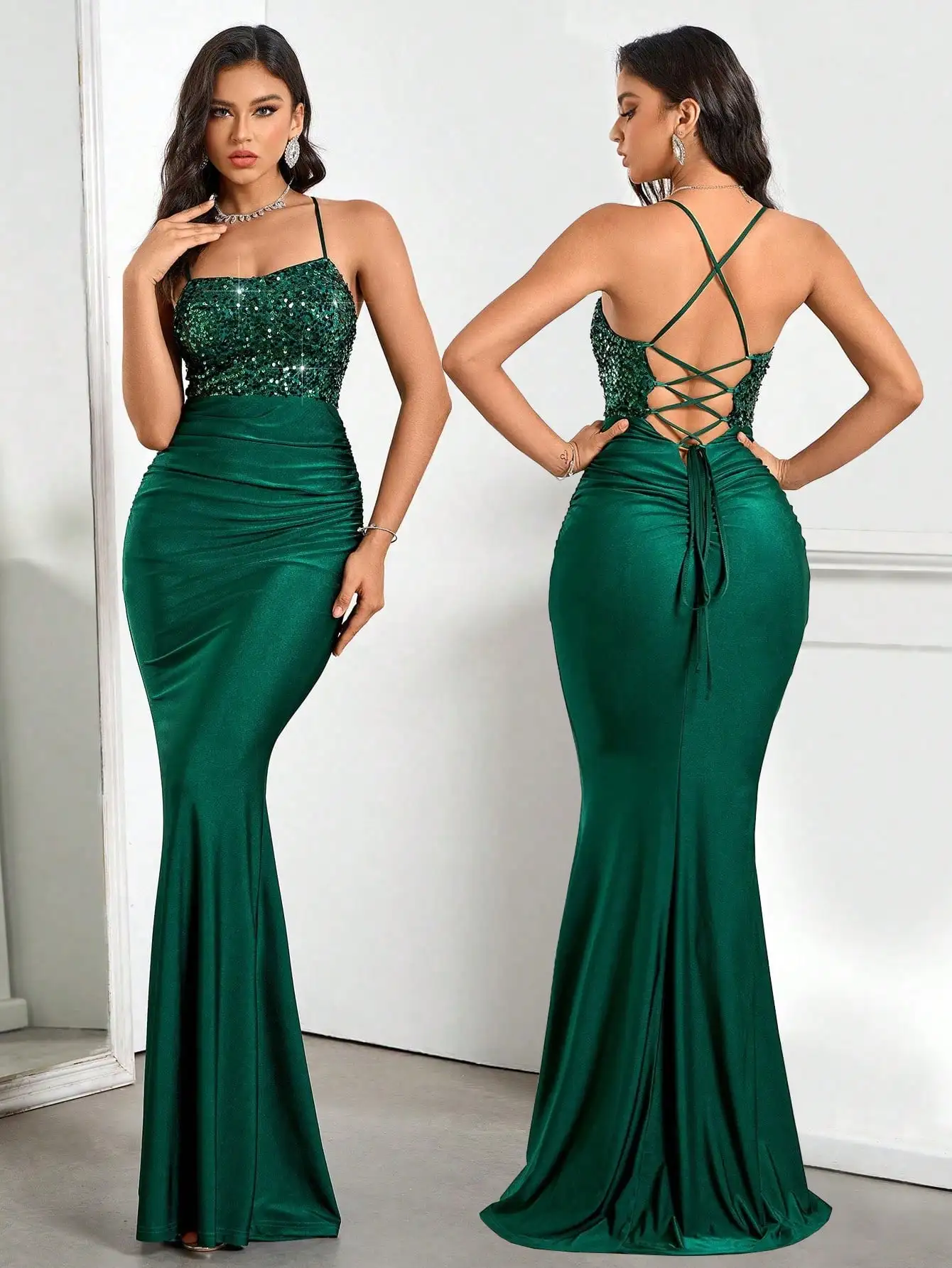 Emerald Green Sequin Bodice Mermaid Dress with Crisscross Back and High Waist
Emerald Green Sequin Bodice Mermaid Dress with Crisscross Back and High Waist