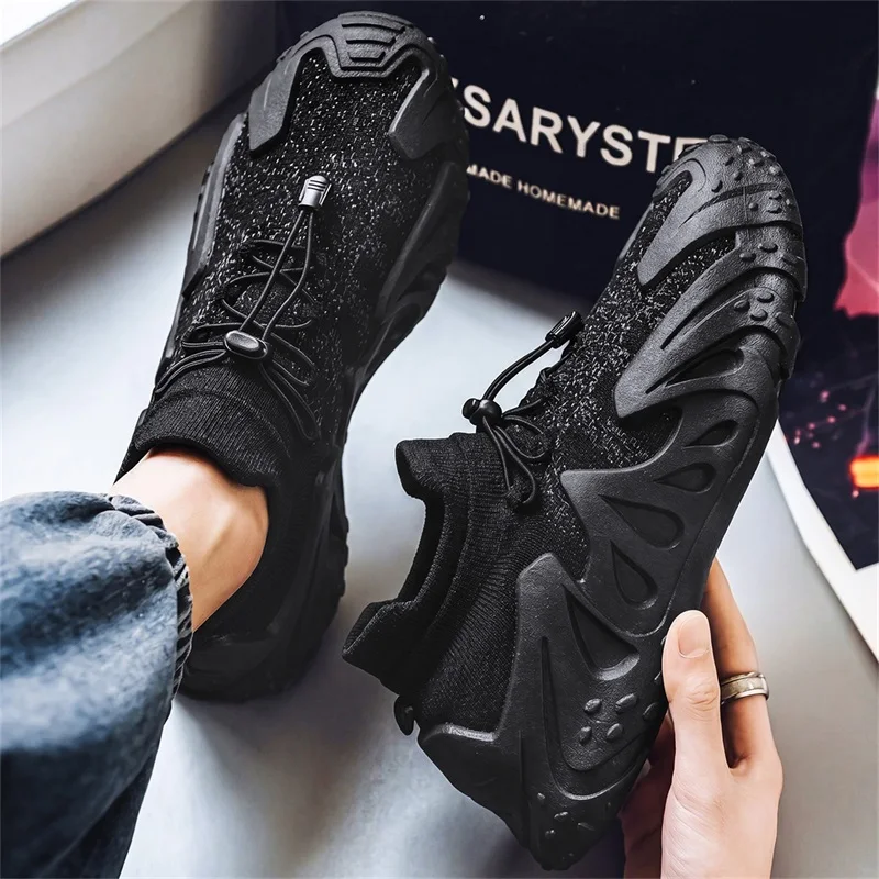 Sweat Block Unisex Mesh Running Shoes Functional Breathable Outer Layer Anti Slip Rubber Outsole Daily Errands Outdoor Sneakers
Sweat Block Unisex Mesh Running Shoes Functional Breathable Outer Layer Anti Slip Rubber Outsole Daily Errands Outdoor Sneakers