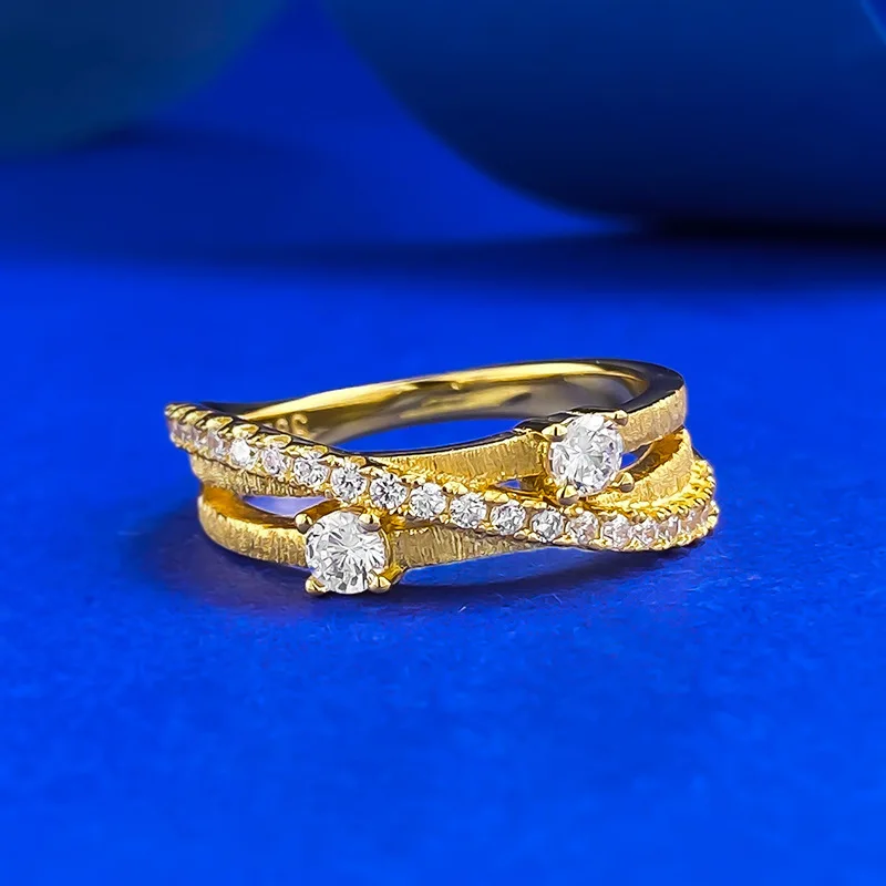 S925 Silver Live New Three Circle Wrapping Brushed Ring with Zircon Inlay, Fashionable and Versatile Style Ring Ring
S925 Silver Live New Three Circle Wrapping Brushed Ring with Zircon Inlay, Fashionable and Versatile Style Ring Ring