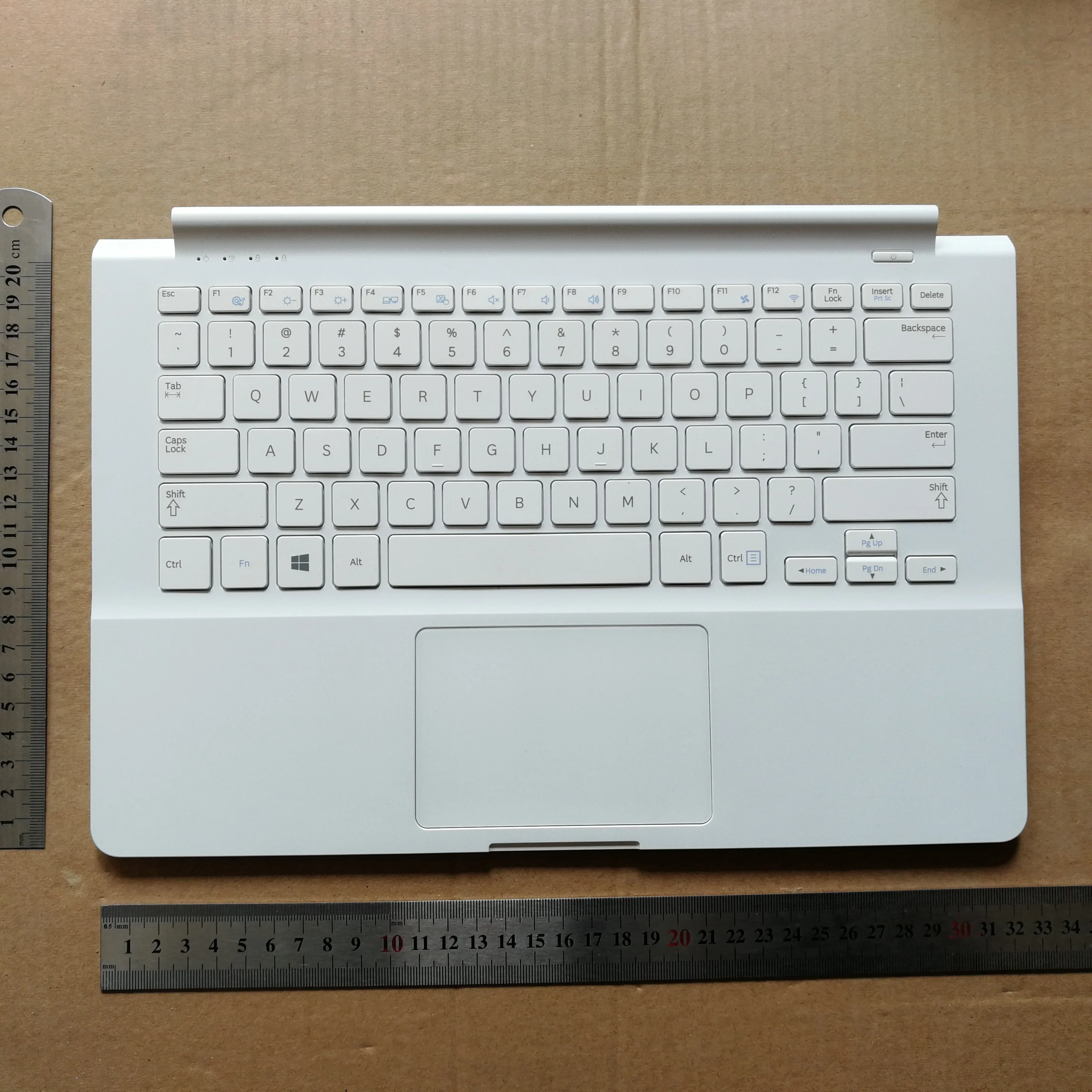 US new laptop palmrest cover with keyboard for samsung 905S3G 910S3G 915S3G 906S3G BA75-04747A3G
US new laptop palmrest cover with keyboard for samsung 905S3G 910S3G 915S3G 906S3G BA75-04747A3G