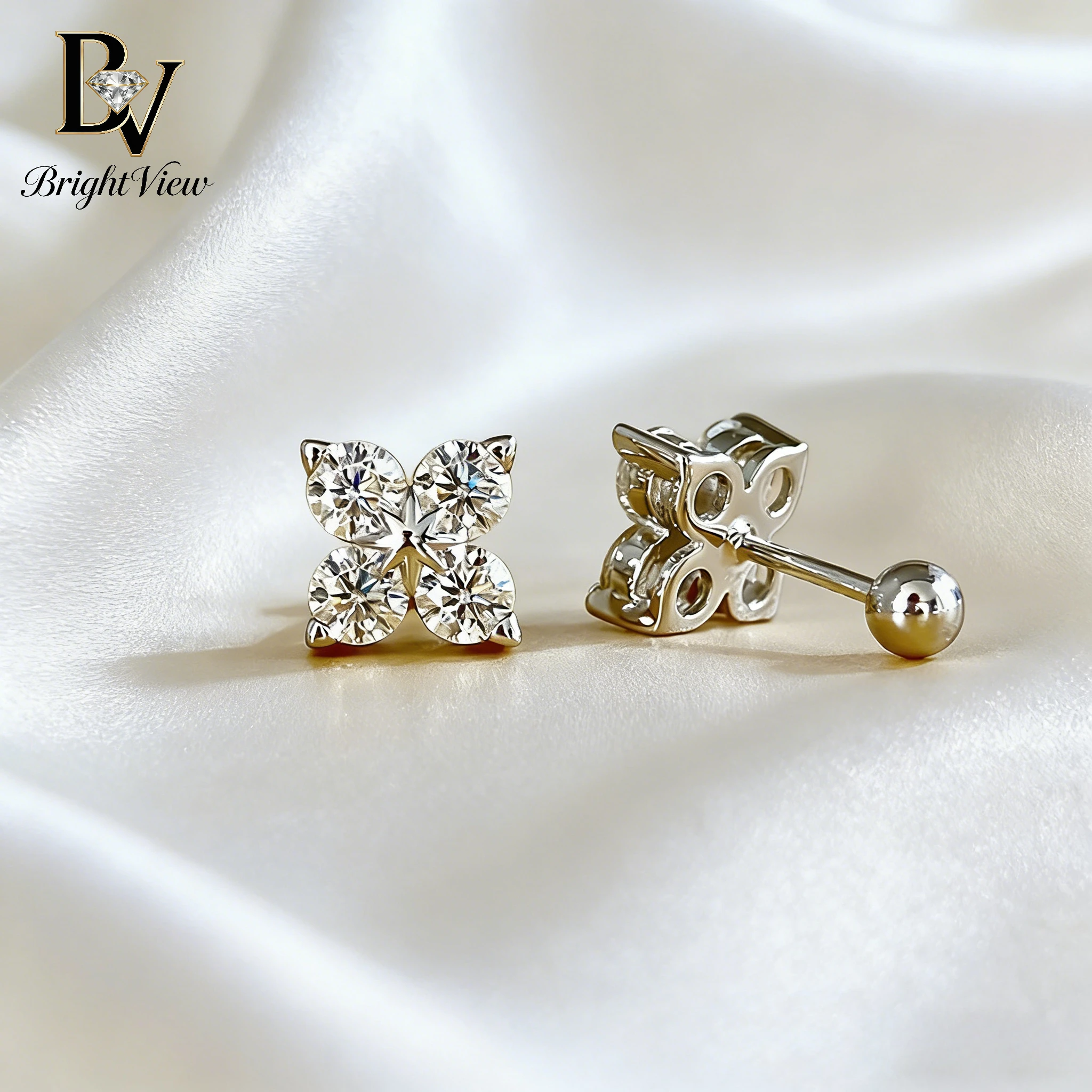 Серьги-гвоздики из стерлингового серебра S925 с четырехлистным клевером, муассанит D цвета VVS1, с винтовой застежкой, для женщин, сертифицированное настоящее серебро
Серьги-гвоздики из стерлингового серебра S925 с четырехлистным клевером, муассанит D цвета VVS1, с винтовой застежкой, для женщин, сертифицированное настоящее серебро