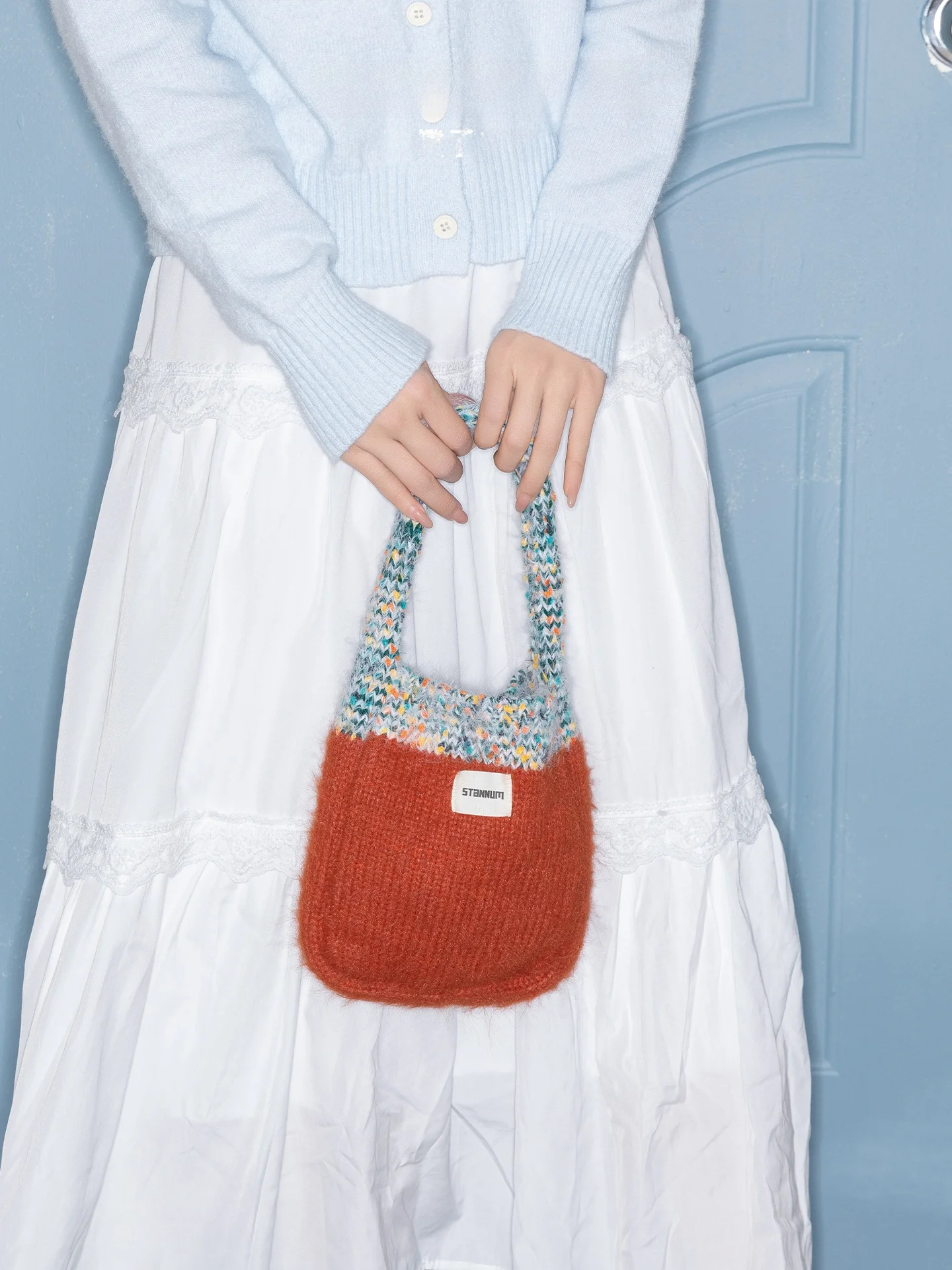 Cute Contrasting Color Knitted Plush Bag Orange Girl Korean Style Handheld Bag Casual Simple Style Detachable Shoulder Strap
Cute Contrasting Color Knitted Plush Bag Orange Girl Korean Style Handheld Bag Casual Simple Style Detachable Shoulder Strap
