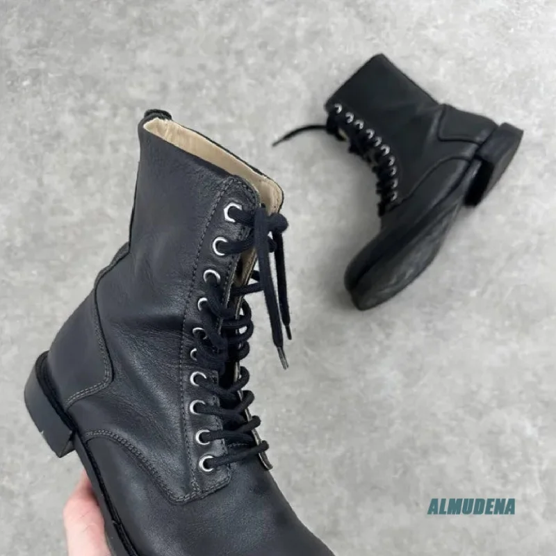 Black Genuine Leather Men's Combat Boots Round Toe Lace-Up Thick Heel Vintage Street Style Motorcycle Ankle Boots
Black Genuine Leather Men's Combat Boots Round Toe Lace-Up Thick Heel Vintage Street Style Motorcycle Ankle Boots