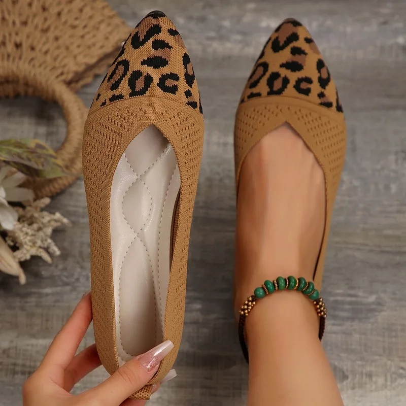 2025 New Fashionable and Exquisite Pointed Toe Flats Womens Shoes Fashions Breathable Leopard Shoes Casual and Comfortable Shoes
2025 New Fashionable and Exquisite Pointed Toe Flats Womens Shoes Fashions Breathable Leopard Shoes Casual and Comfortable Shoes