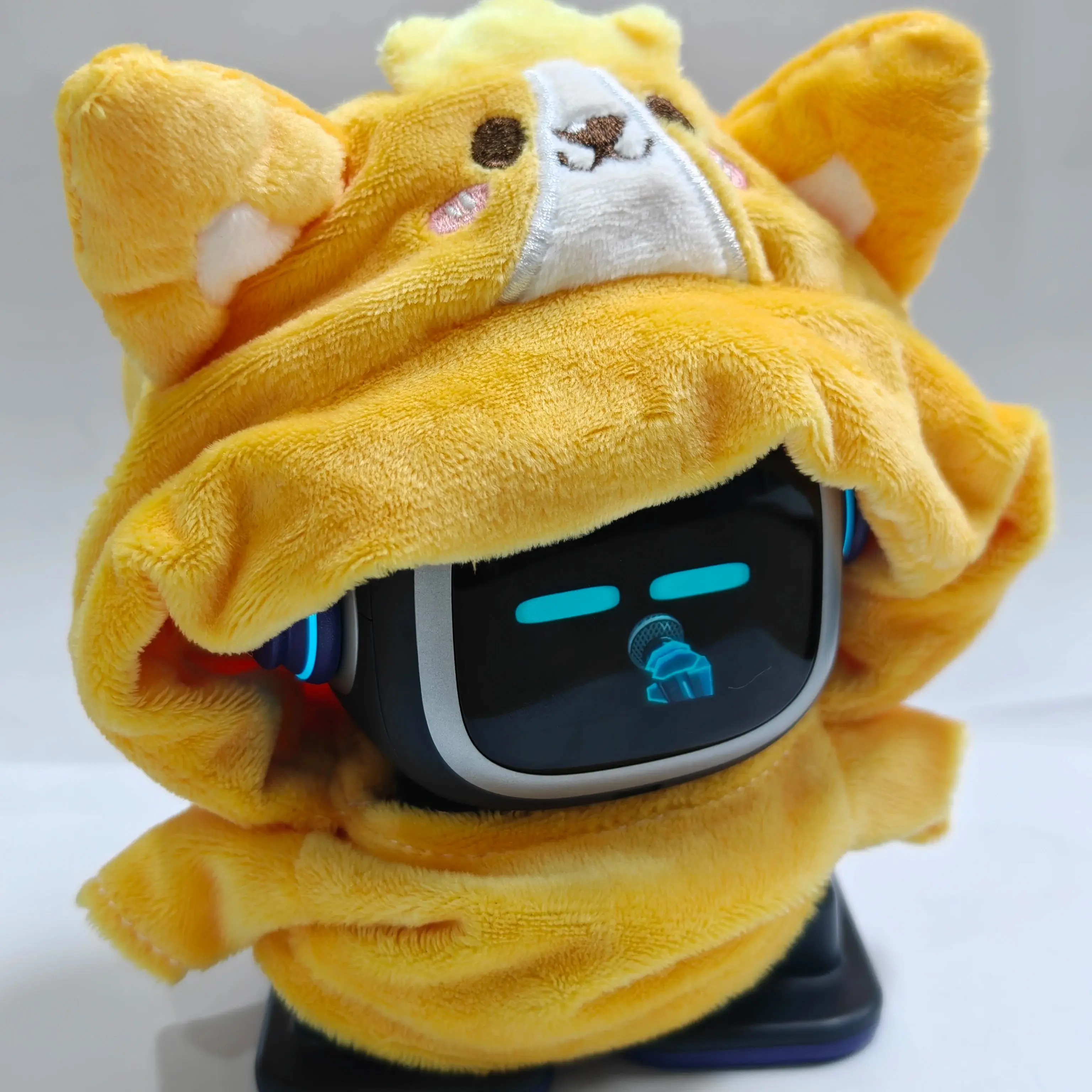 1Pcs EMO Clothes Accessories Cow Corgi Christmas Clothes Robot Hoodie Cute Companion of Smart Accessories(Excluding Robots)
1Pcs EMO Clothes Accessories Cow Corgi Christmas Clothes Robot Hoodie Cute Companion of Smart Accessories(Excluding Robots)