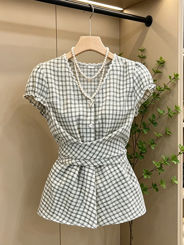 Summer Lace Splice Plaid Bow Tie Front And Back Shirt Women's Style Waist Cinching Short Sleeve Korean Version Breathable Ski...
Summer Lace Splice Plaid Bow Tie Front And Back Shirt Women's Style Waist Cinching Short Sleeve Korean Version Breathable Ski...