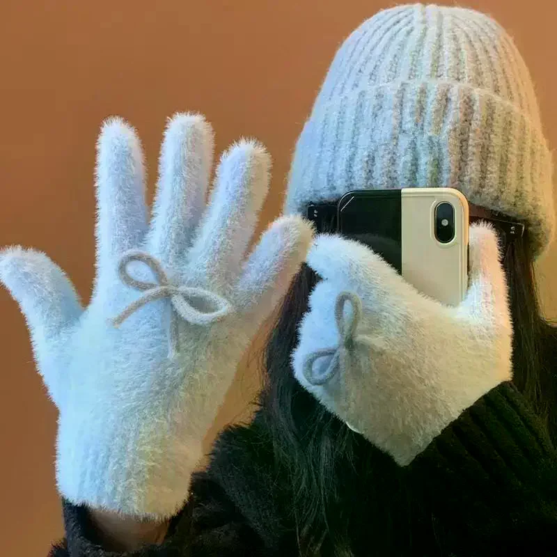 Плюшевые милые вязаные перчатки с узлом-бабочкой для женщин, зимние, незамерзающие велосипедные теплые перчатки, перчатки с пятью пальцами
Плюшевые милые вязаные перчатки с узлом-бабочкой для женщин, зимние, незамерзающие велосипедные теплые перчатки, перчатки с пятью пальцами