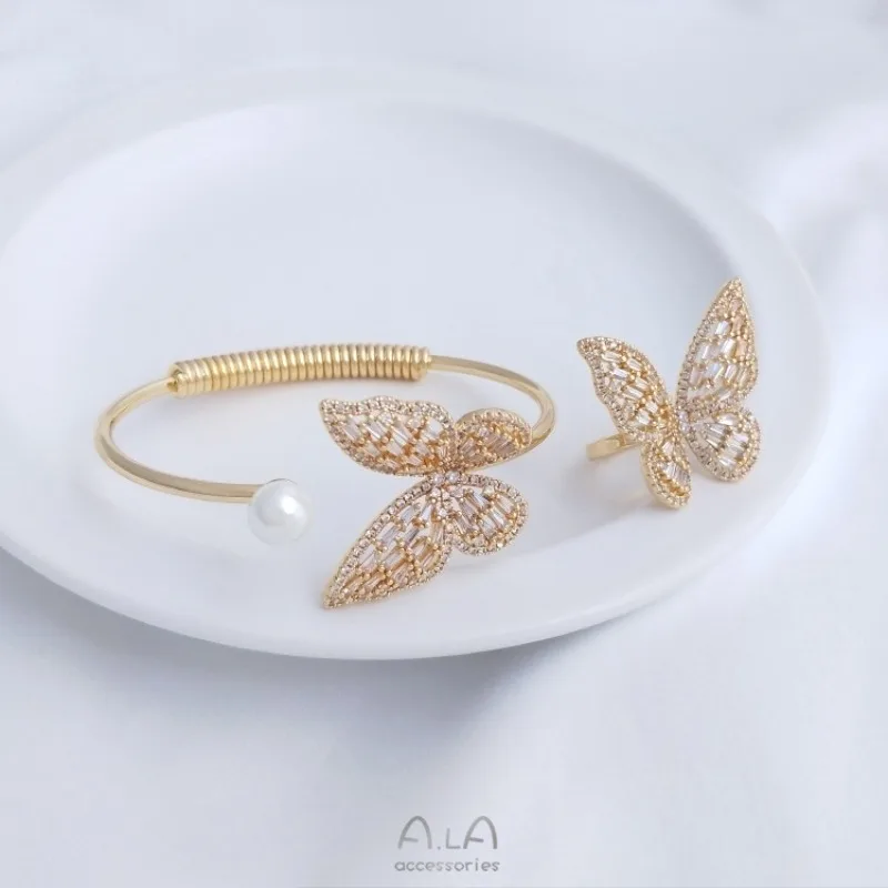 Браслет-держатель для жемчуга с микроинкрустацией цирконами в виде бабочки, цвет золота 14K, легкая роскошь, модные украшения DIY
Браслет-держатель для жемчуга с микроинкрустацией цирконами в виде бабочки, цвет золота 14K, легкая роскошь, модные украшения DIY