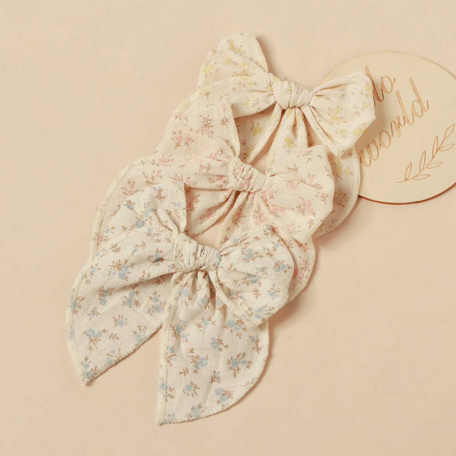 6pcs 4inch Flower Printed Big Bow Hair Clip Newborn Hair Accessories Cotton Fabric Girls Bowknot Hairbow Barrettes Kids Hairpin
6pcs 4inch Flower Printed Big Bow Hair Clip Newborn Hair Accessories Cotton Fabric Girls Bowknot Hairbow Barrettes Kids Hairpin
