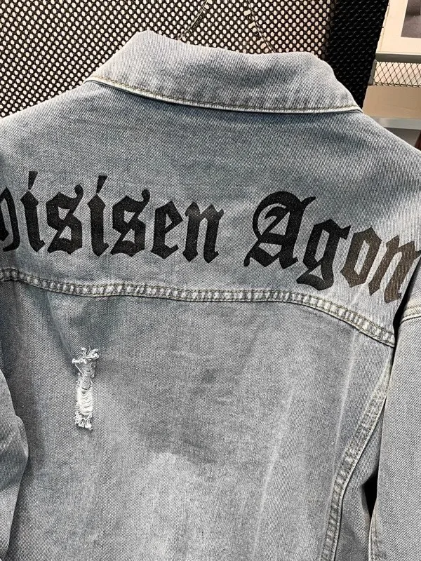 Casual American Sle Loose Men's Jaet Letter Print Denim Coat High Street Trendy Brand Spring Autumn Hole Design Outerwear
Casual American Sle Loose Men's Jaet Letter Print Denim Coat High Street Trendy Brand Spring Autumn Hole Design Outerwear