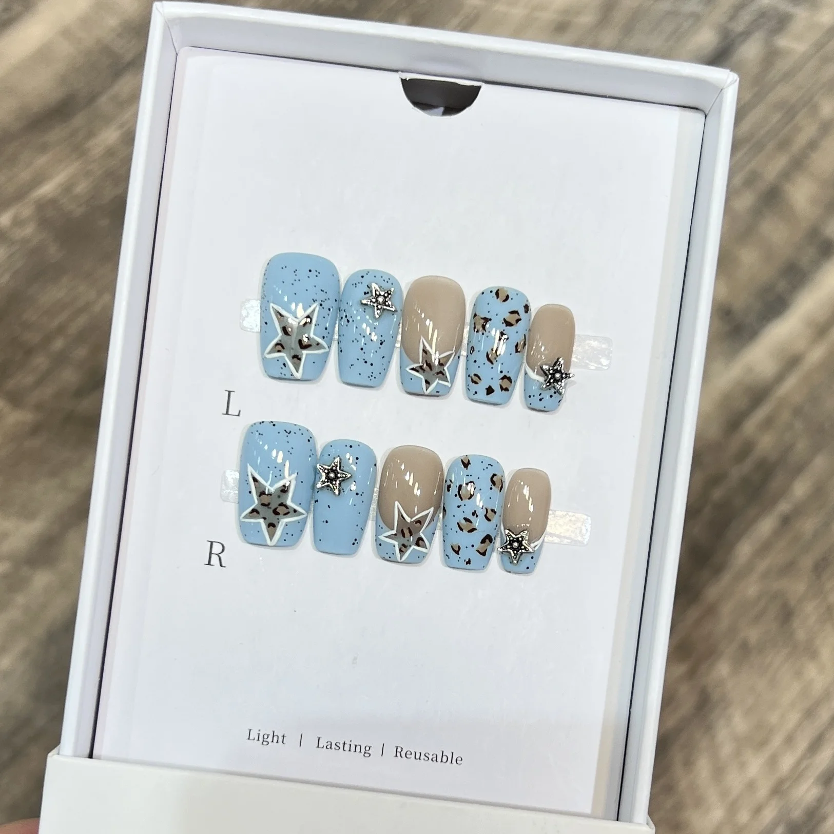 10pcs Handmade Press on Nails Leopard Print Polka Dot Hand Drawn Stars False Nail for Women&Girls Detachable Wearable Nail Art 
10pcs Handmade Press on Nails Leopard Print Polka Dot Hand Drawn Stars False Nail for Women&Girls Detachable Wearable Nail Art