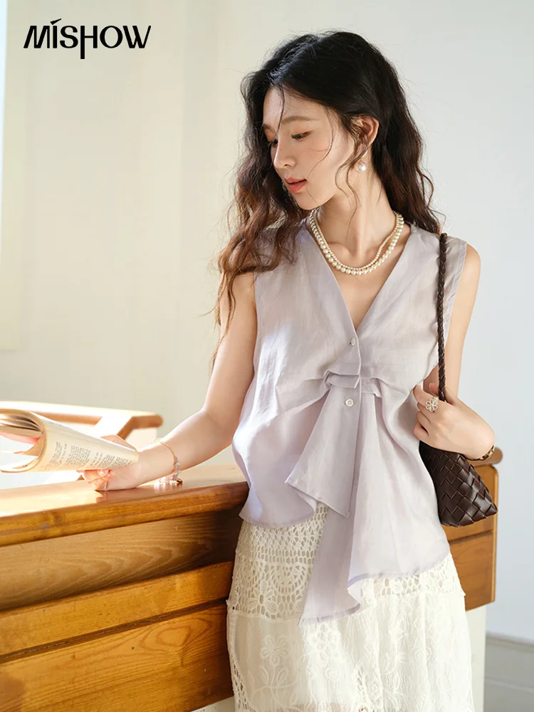 MISHOW Fashion V-neck Blouse for Women 2025 Summer New French Sleeveless Solid Button Kink Casual Top Female Clothing MXE39X1960
MISHOW Fashion V-neck Blouse for Women 2025 Summer New French Sleeveless Solid Button Kink Casual Top Female Clothing MXE39X1960
