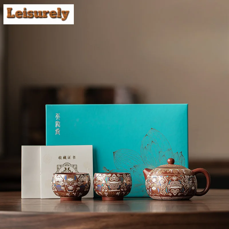 Золотой и серебряный смешанный фиолетовый глиняный чайный сервиз Xishi Pot, полный набор, японский набор для чайной церемонии, набор чайников и чайных чашек, украшение для кафе
Золотой и серебряный смешанный фиолетовый глиняный чайный сервиз Xishi Pot, полный набор, японский набор для чайной церемонии, набор чайников и чайных чашек, украшение для кафе
