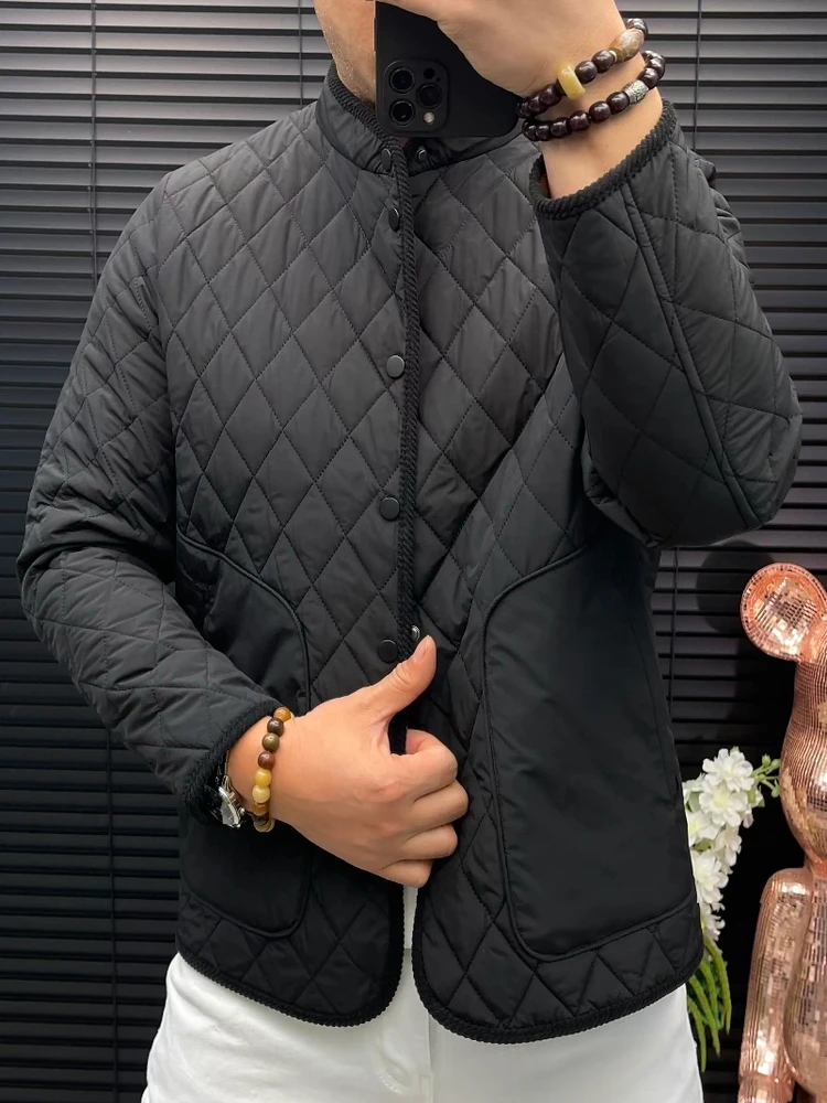 Men's Winter Thickened Long Sleeve Stand Collar Diamond Pattern Warm Cotton Jacket Versatile Autumn Winter Fashion City Style
Men's Winter Thickened Long Sleeve Stand Collar Diamond Pattern Warm Cotton Jacket Versatile Autumn Winter Fashion City Style