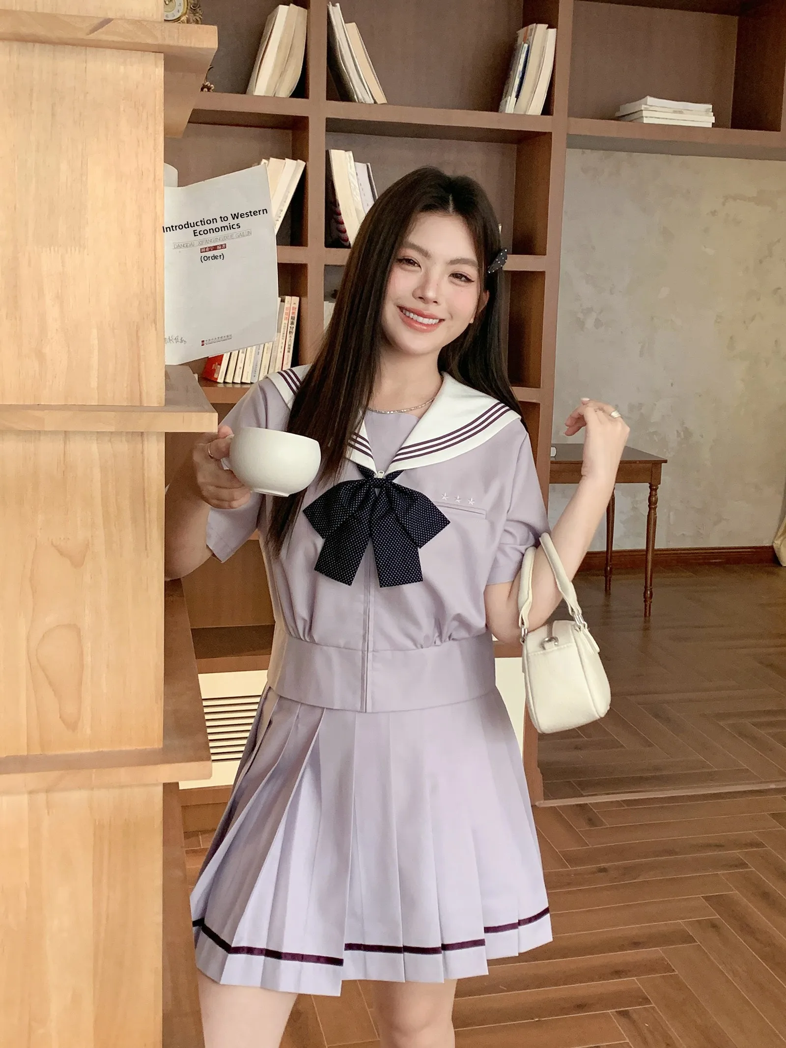 plus Size Women's Purple Original Design JK Uniform Short Sleeve Skirt Set with Pleated Skirt Waist-Cinching School Style
plus Size Women's Purple Original Design JK Uniform Short Sleeve Skirt Set with Pleated Skirt Waist-Cinching School Style