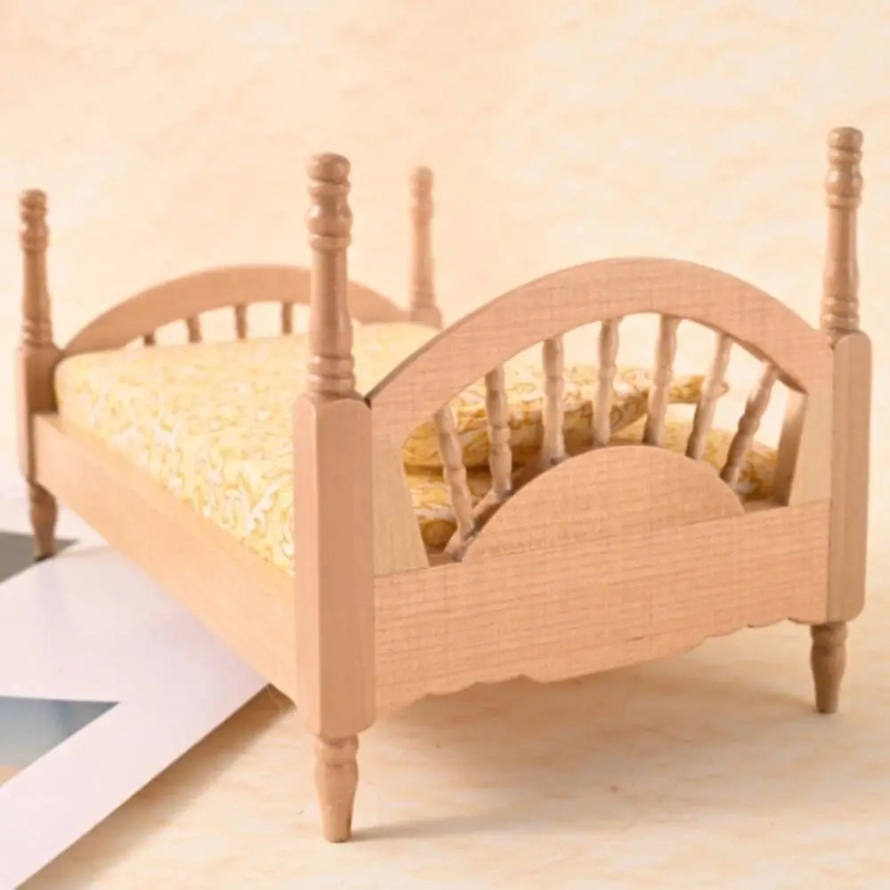 Children Gift 1:12 Dollhouse Wood Bed Scene Decor Bedroom Miniature Wood Bed Ornaments Floral Simulation Single Bed Accessories
Children Gift 1:12 Dollhouse Wood Bed Scene Decor Bedroom Miniature Wood Bed Ornaments Floral Simulation Single Bed Accessories