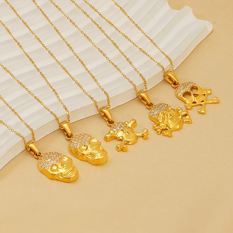 10Pcs Punk Style Personalized Stainless Steel 18k Gold Plated Micro Inlaid Rhinestones Skull Pendant Necklace for Men
10Pcs Punk Style Personalized Stainless Steel 18k Gold Plated Micro Inlaid Rhinestones Skull Pendant Necklace for Men