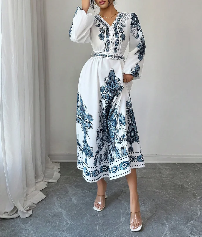 Women's Dress Summer New Elegant Classical Temperament Style Bohemian Print V-Neck Belt Waist Cinched Long Sleeved Shirt Dress
Women's Dress Summer New Elegant Classical Temperament Style Bohemian Print V-Neck Belt Waist Cinched Long Sleeved Shirt Dress