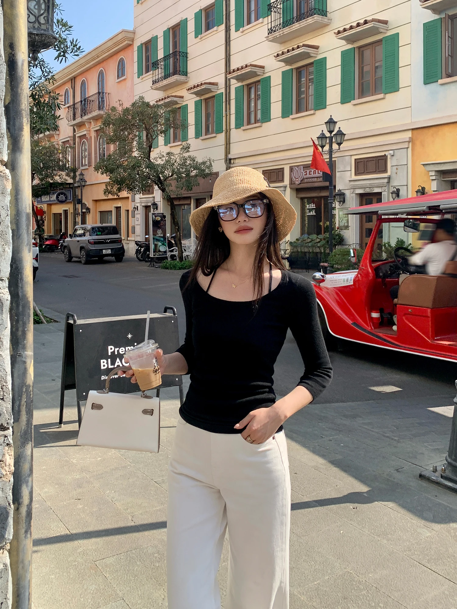 Elegant Knitted Wool Sweater Women's Skin-friendly Slim-fit U-neck Inner Wear Base Shirt Pusumede Heart-beat Law Series
Elegant Knitted Wool Sweater Women's Skin-friendly Slim-fit U-neck Inner Wear Base Shirt Pusumede Heart-beat Law Series