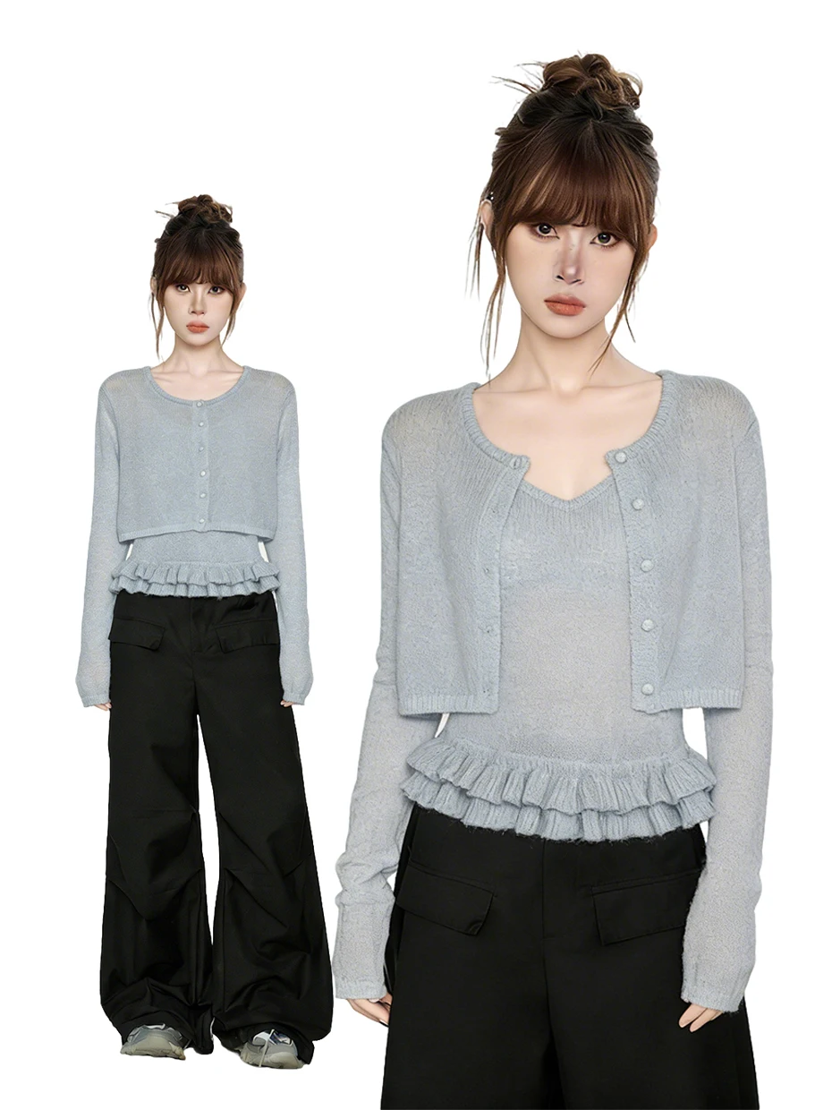 Spring Knitted Short Cardigan Women's Style V-neck Layered Wear Light Blue Double-layer Lace Trim Cardigan And T-shirt Set
Spring Knitted Short Cardigan Women's Style V-neck Layered Wear Light Blue Double-layer Lace Trim Cardigan And T-shirt Set