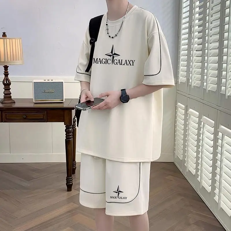 Men's Summer Outfits Athletic Set Two Piece Casual Loose T Shirt and Shorts for Teen Boys Cool Style
Men's Summer Outfits Athletic Set Two Piece Casual Loose T Shirt and Shorts for Teen Boys Cool Style
