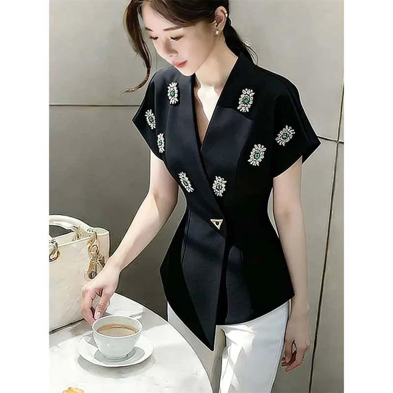 Black Diamond Studded Heavy Industry Waist Cinching Top Women's Shirt Blouse 2026 Spring Summer Autumn Irregular Versatile Shirt
Black Diamond Studded Heavy Industry Waist Cinching Top Women's Shirt Blouse 2026 Spring Summer Autumn Irregular Versatile Shirt