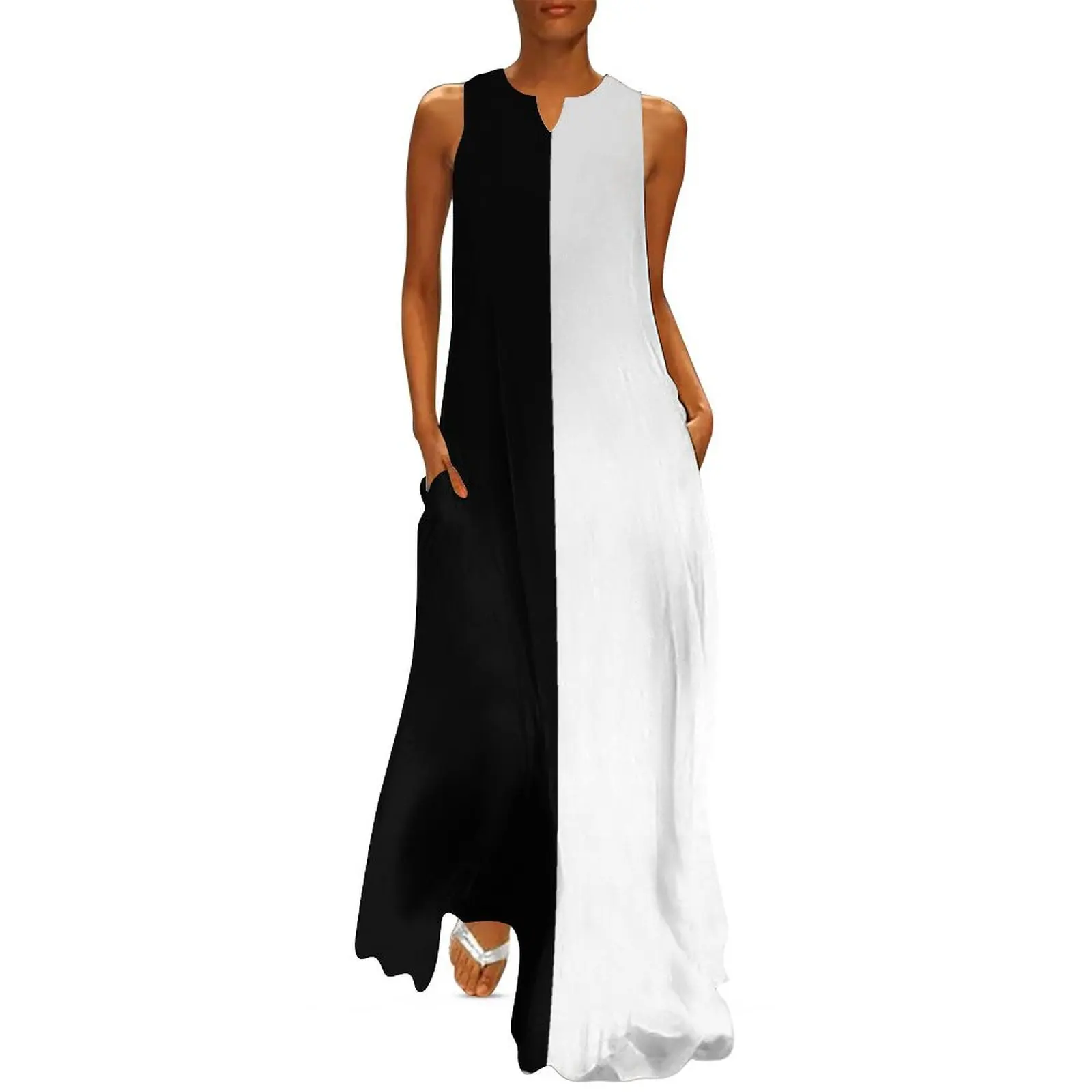 Half Black Half White Long Dress Woman fashion dress summer 2025 women Elegant gown Dress
Half Black Half White Long Dress Woman fashion dress summer 2025 women Elegant gown Dress