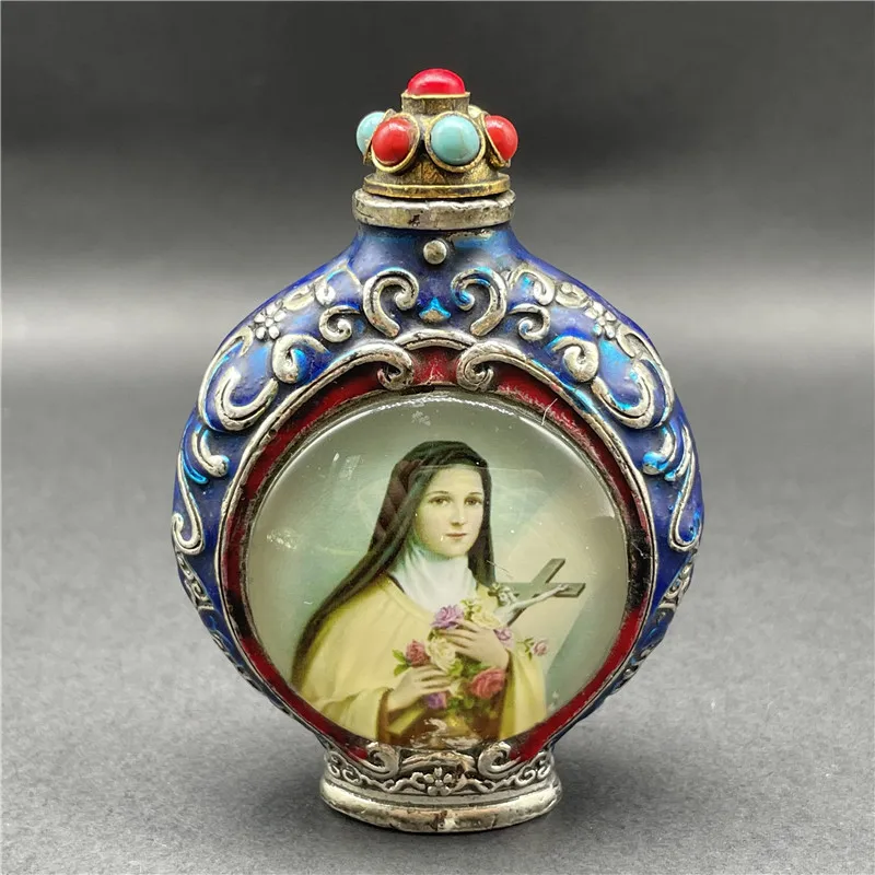 Folk arts and crafts gifts snuff bottle handmade antique painting old snuff bottle living room decoration
Folk arts and crafts gifts snuff bottle handmade antique painting old snuff bottle living room decoration