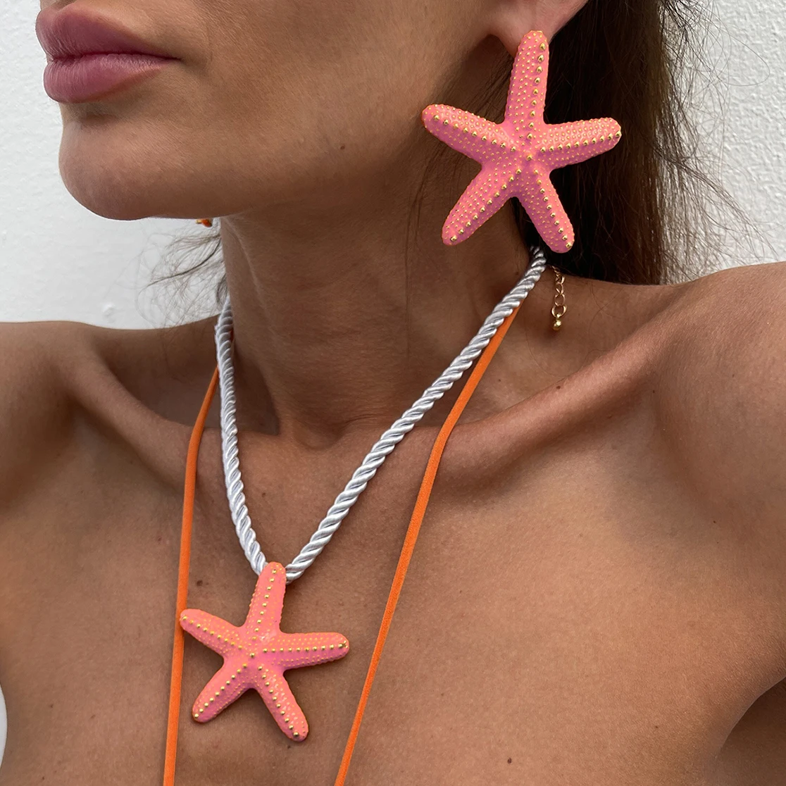 Salircon Punk Boho Colorful Metal Big Starfish Star Pendant Choker Necklace Women 2025 New Creative Y2K Vacation Jewelry Set
Salircon Punk Boho Colorful Metal Big Starfish Star Pendant Choker Necklace Women 2025 New Creative Y2K Vacation Jewelry Set