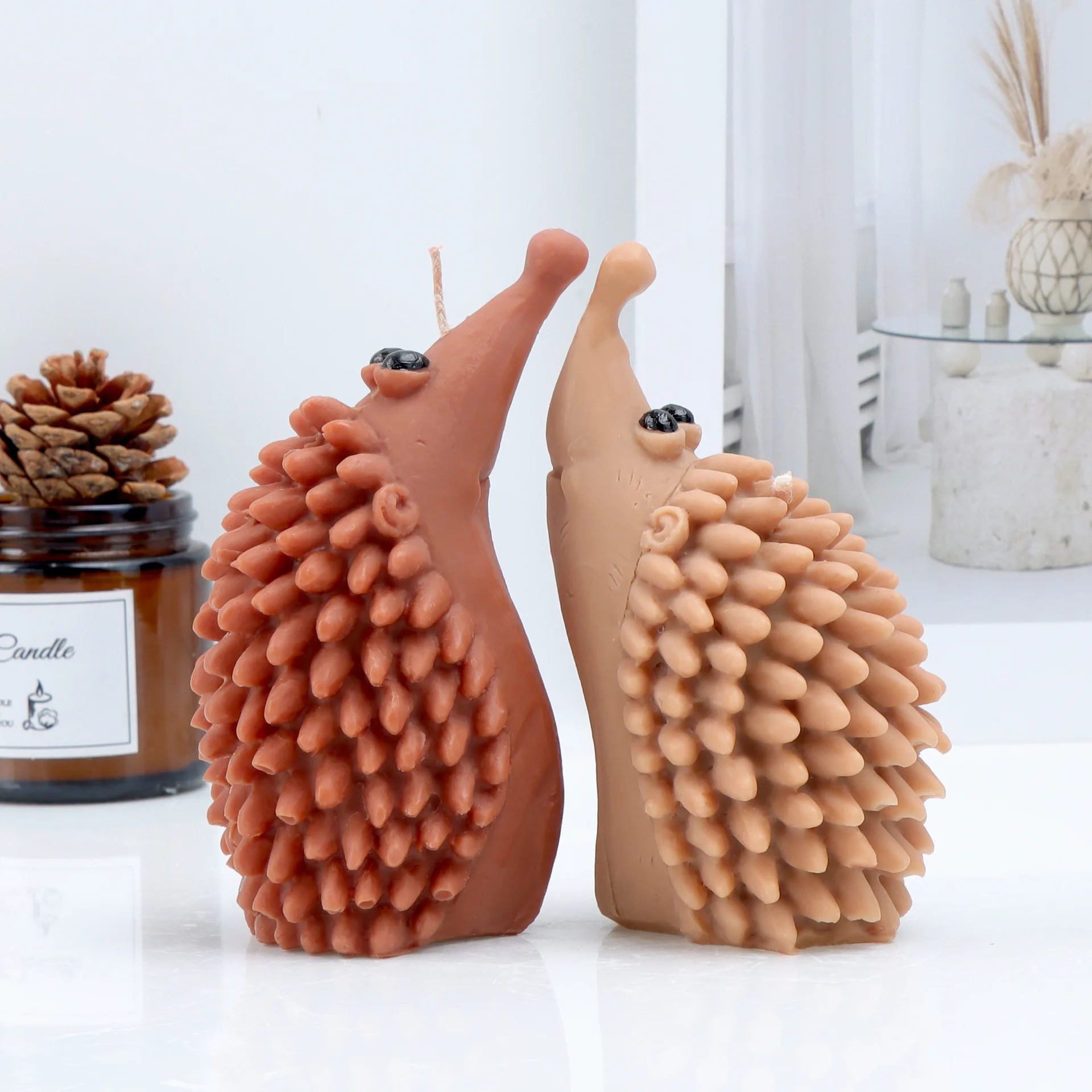 Standing Long nosed Hedgehog Candle Silicone Mold DIY Cute Couple Hedgehog Animal Gypsum Resin Mold Art Crafts Production
Standing Long nosed Hedgehog Candle Silicone Mold DIY Cute Couple Hedgehog Animal Gypsum Resin Mold Art Crafts Production
