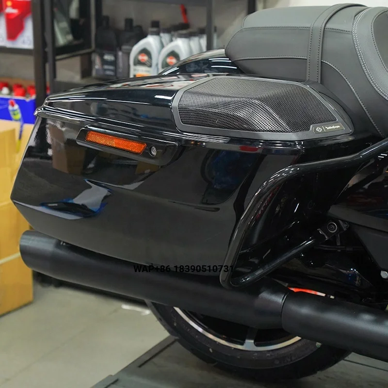 Keybear Vivid Black Road Glide CVO Motorcycle Tail Boxes with Saddlebag Speaker Lids and Side Box Cover for 2024 Street Glide
Keybear Vivid Black Road Glide CVO Motorcycle Tail Boxes with Saddlebag Speaker Lids and Side Box Cover for 2024 Street Glide