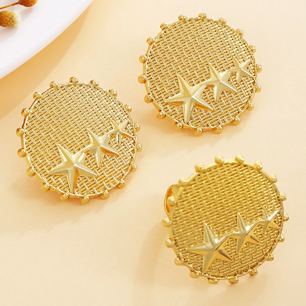 Gold Color Clip Earrings and Ring Set Trendy Pentagram Design Earrings for Women Fashion Jewelry Set Daily Wear Party Gift
Gold Color Clip Earrings and Ring Set Trendy Pentagram Design Earrings for Women Fashion Jewelry Set Daily Wear Party Gift