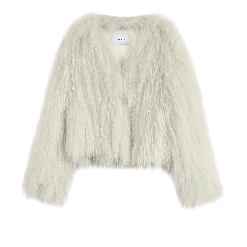 Шерстяное пальто с мехом, длинное и с короткими рукавами, китайского производства, для женщин в возрасте около 20 лет, простое, для повседневной носки, с длинными рукавами.
Шерстяное пальто с мехом, длинное и с короткими рукавами, китайского производства, для женщин в возрасте около 20 лет, простое, для повседневной носки, с длинными рукавами.