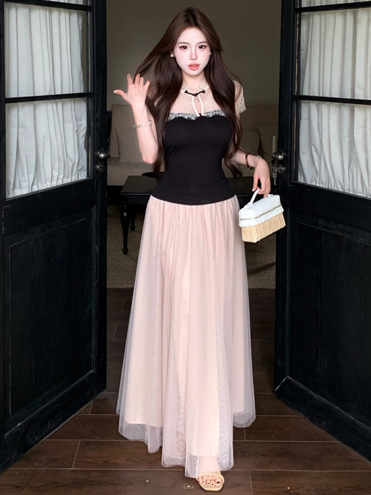 Summer Women Elegant 2 Piece Outfit Elegant Lace Sheer Sexy Short Sleeve Slim Tops T-Shirt And Mesh A Line Maxi Skirt Daily Set
Summer Women Elegant 2 Piece Outfit Elegant Lace Sheer Sexy Short Sleeve Slim Tops T-Shirt And Mesh A Line Maxi Skirt Daily Set