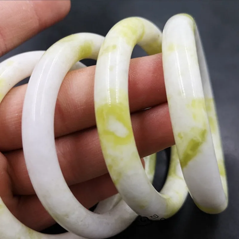 Natural Lantian Jade Hand Carved Round Bar Bracelet Fashion Boutique Jewelry Women's Green and White Beauty Bracelet
Natural Lantian Jade Hand Carved Round Bar Bracelet Fashion Boutique Jewelry Women's Green and White Beauty Bracelet