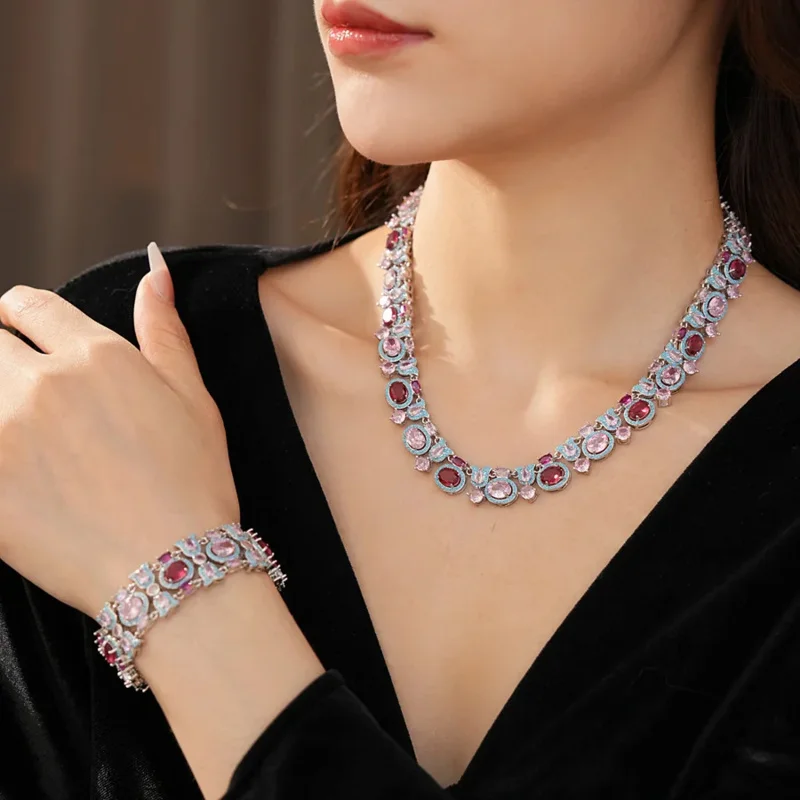 Retro Exquisite Zircon Geometry Necklaces for Women Palace Style Buckle Jewelry Fashion Bracelet Gift Jewelry Set
Retro Exquisite Zircon Geometry Necklaces for Women Palace Style Buckle Jewelry Fashion Bracelet Gift Jewelry Set