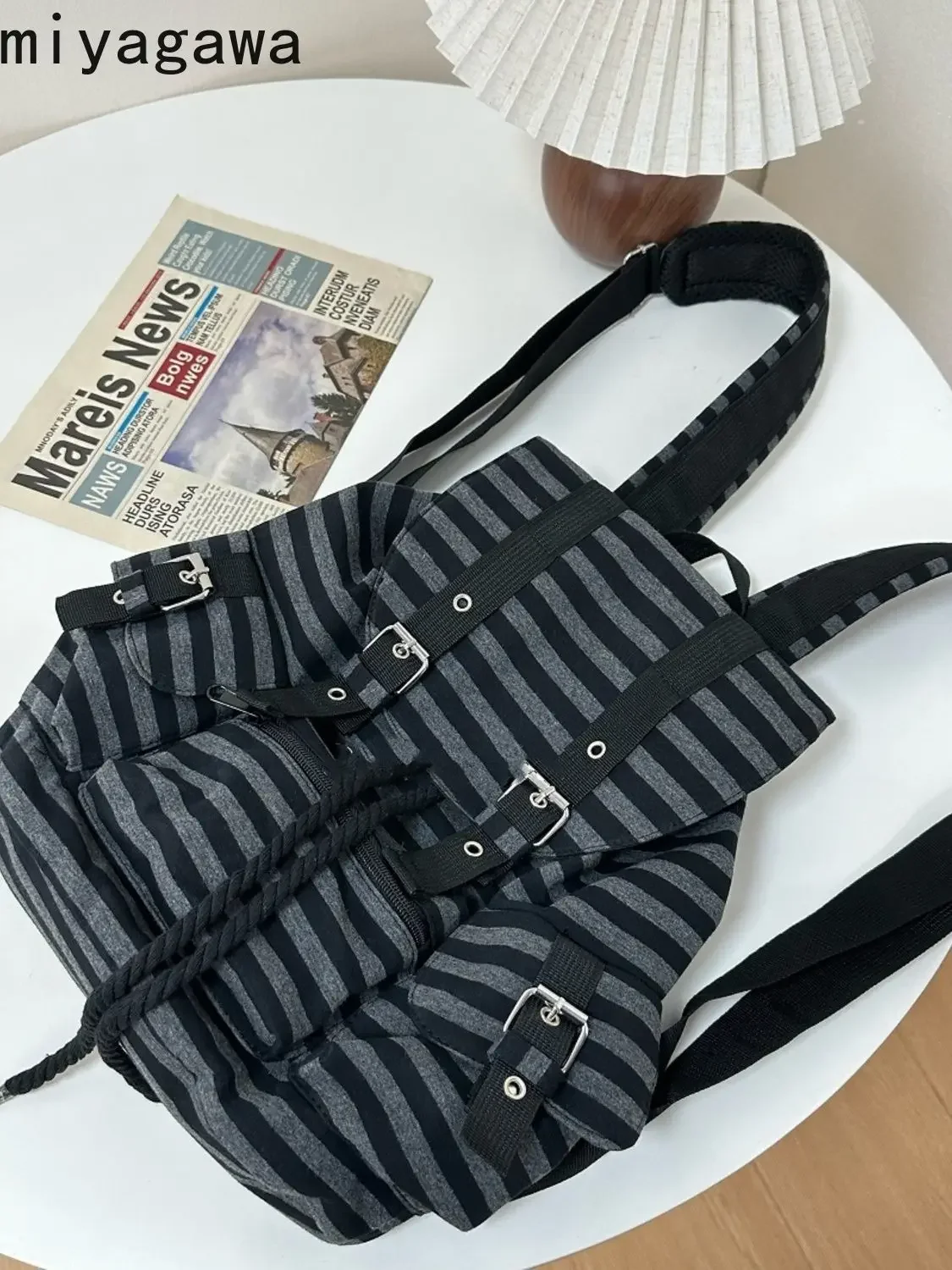 Miyagawa Vintage Striped Backpack New Versatile Large Capacity Casual Bag for Middle School Students Backpacks
Miyagawa Vintage Striped Backpack New Versatile Large Capacity Casual Bag for Middle School Students Backpacks