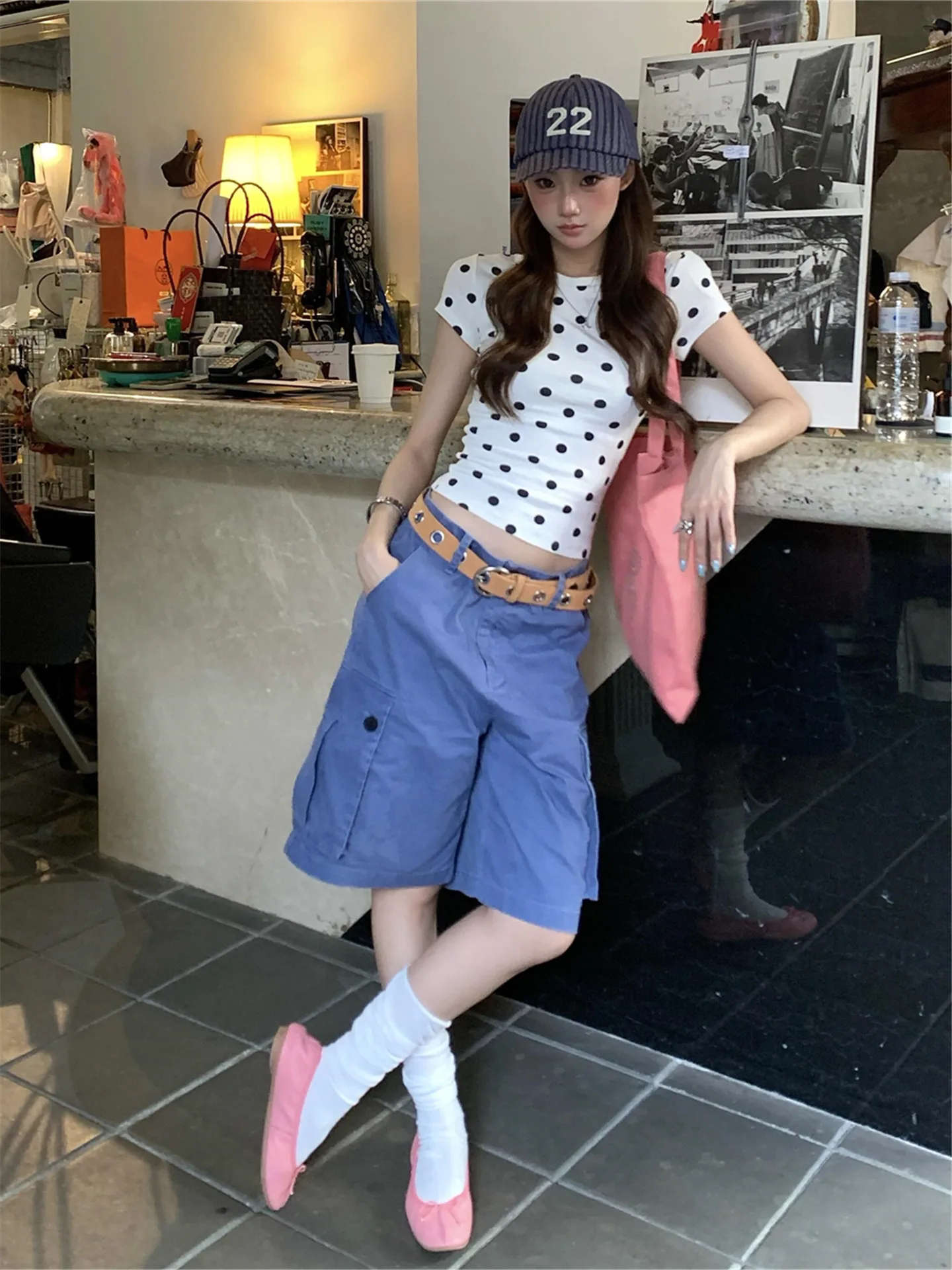 American Street Style Low Waist Blue Jeans Shorts Women Summer Loose Slimming Multi Pocket Workwear Denim Shorts Casual
American Street Style Low Waist Blue Jeans Shorts Women Summer Loose Slimming Multi Pocket Workwear Denim Shorts Casual