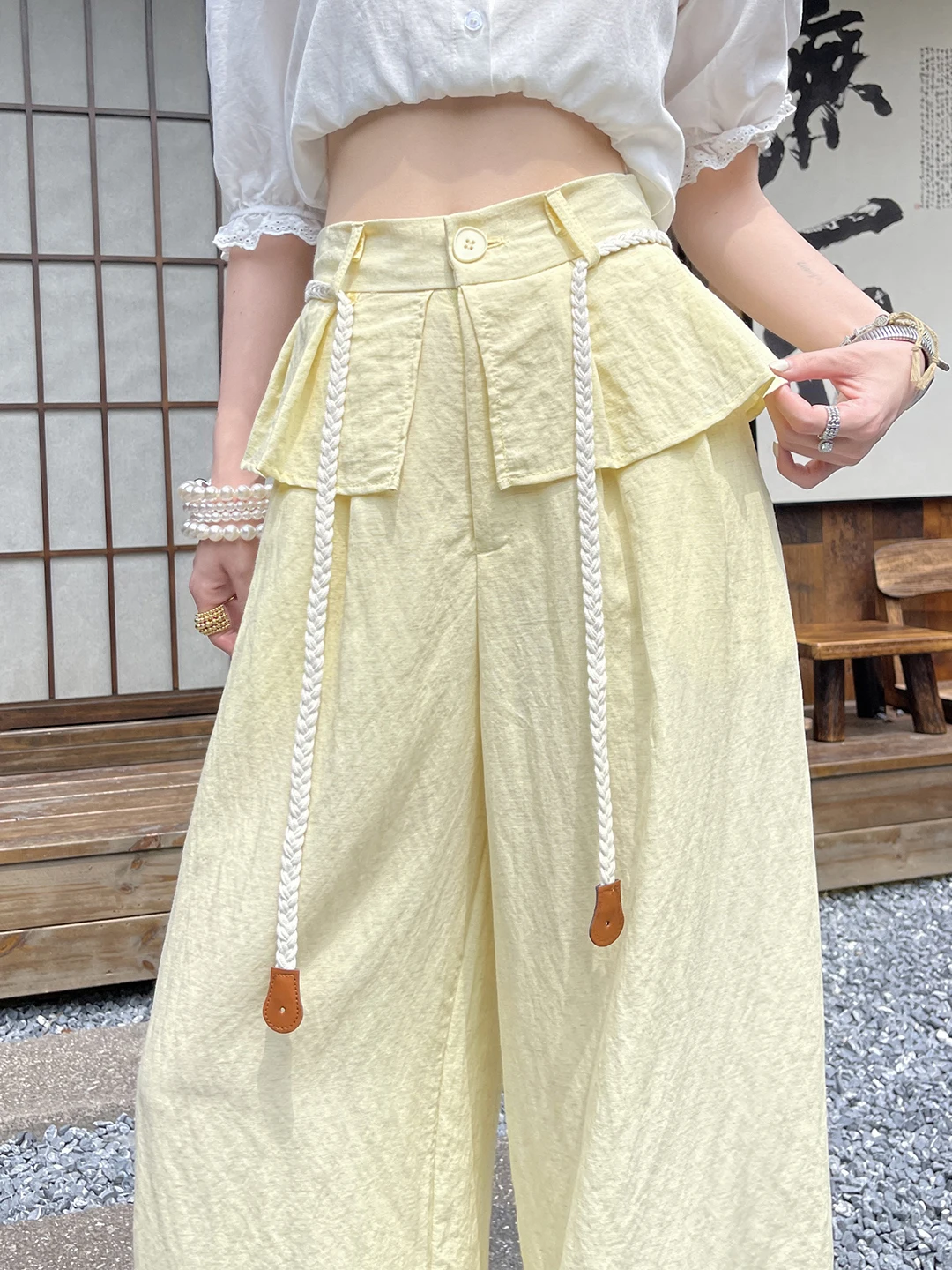 High Waist Wide Leg Cotton Linen Pants Women's Summer Thin Casual Pants Trendy Style Comfortable Breathable Straight Cut
High Waist Wide Leg Cotton Linen Pants Women's Summer Thin Casual Pants Trendy Style Comfortable Breathable Straight Cut