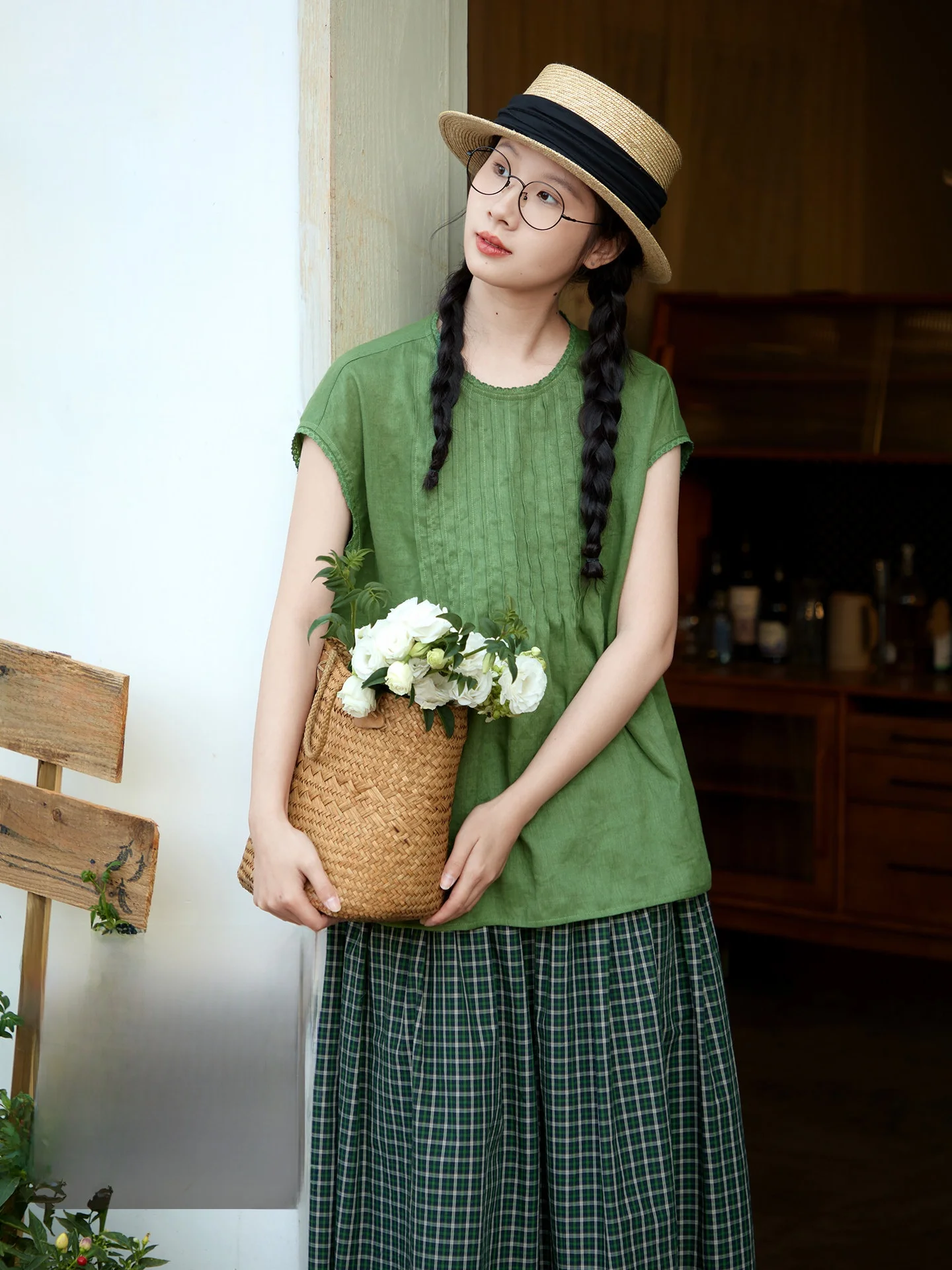 Loose Fit Pure Linen Shirt Women's Summer Green Cover Shoulder Sleeve round Neck Japanese Style Breathable Comfortable Top
Loose Fit Pure Linen Shirt Women's Summer Green Cover Shoulder Sleeve round Neck Japanese Style Breathable Comfortable Top