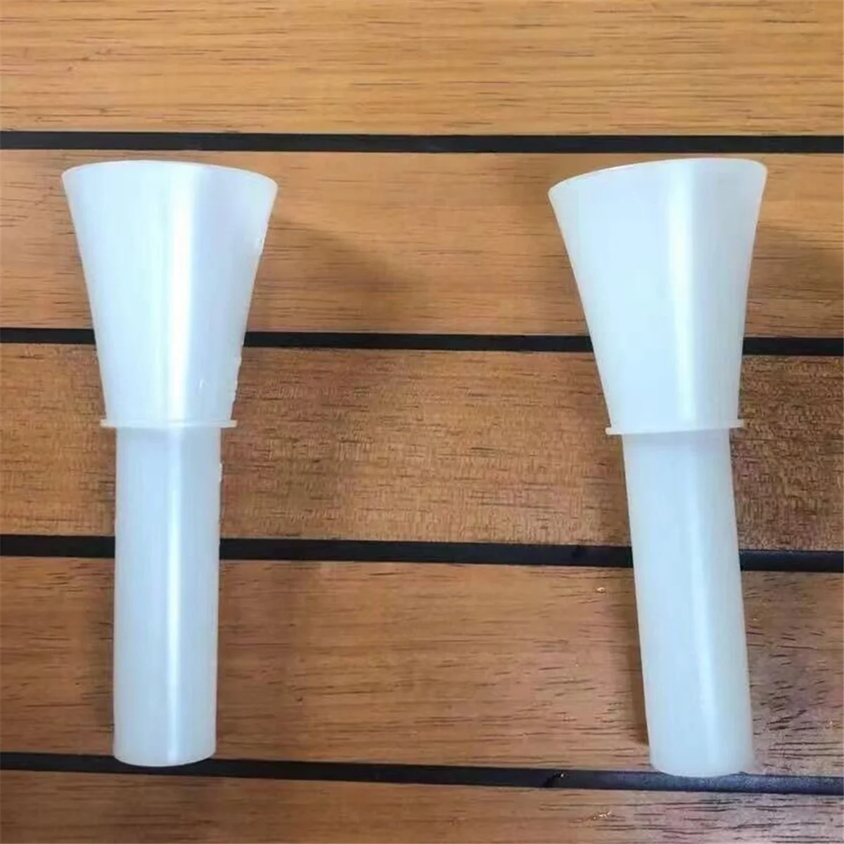 Car Fuel Filler Refueling Funnel LR073691 1681668 for Range Rover Discovery 3/4 LR3 LR4 Range Rover Sport 2010-2023
Car Fuel Filler Refueling Funnel LR073691 1681668 for Range Rover Discovery 3/4 LR3 LR4 Range Rover Sport 2010-2023