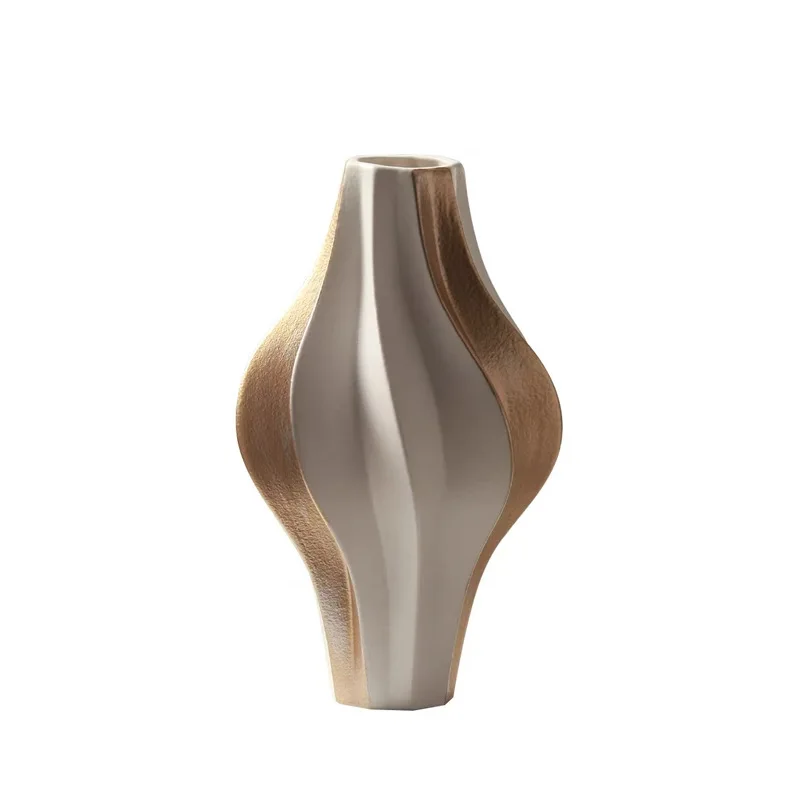 Light Luxury Modern Pottery Pot Art Flower Ornament
Light Luxury Modern Pottery Pot Art Flower Ornament