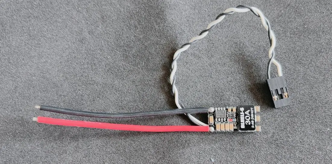 Micro BLHeli-s 30ADShot600 ESC Speed controller EMF8BB21F16G MCU Applications: 150-280mm For XRotor FPVs
Micro BLHeli-s 30ADShot600 ESC Speed controller EMF8BB21F16G MCU Applications: 150-280mm For XRotor FPVs