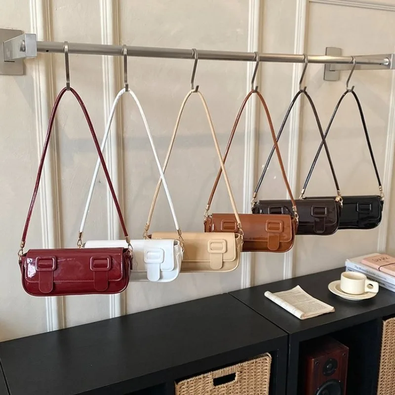 High End Diaper Bag Minimalist Unique Leisure Business Large Capacity Tote Purse For Women Solid Color Leather
High End Diaper Bag Minimalist Unique Leisure Business Large Capacity Tote Purse For Women Solid Color Leather