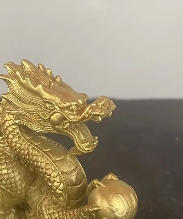 Old Brass bead Chinese Loong Dragon statue Attract wealth and prosperity mythical beast Study Amass wealth Ornaments Town house
Old Brass bead Chinese Loong Dragon statue Attract wealth and prosperity mythical beast Study Amass wealth Ornaments Town house