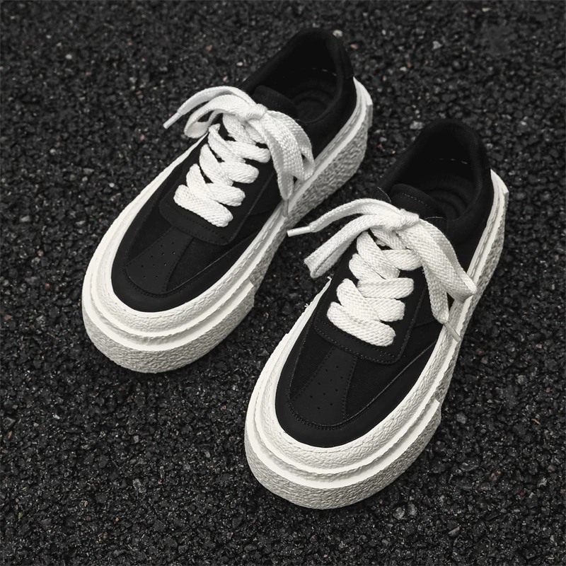 Men Thick Soled White Soled Shoes with Increased Breathability Extremely Simple Style Outdoor Casual Bread Board Shoes
Men Thick Soled White Soled Shoes with Increased Breathability Extremely Simple Style Outdoor Casual Bread Board Shoes